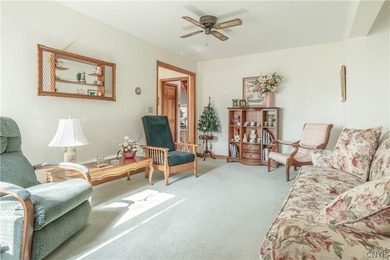 Charming Cedar sided lakefront Ranch home just outside Historic - photo 23