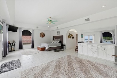 Spanish-inspired architecture, artistic flair, and breathtaking - photo 27
