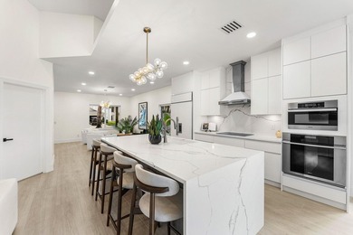 Exceptional modern masterpiece shows like a magazine model home - photo 35