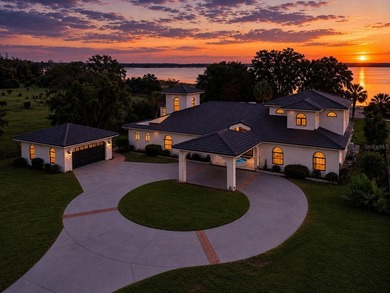 Spanish-inspired architecture, artistic flair, and breathtaking - photo 46