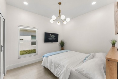 Exceptional modern masterpiece shows like a magazine model home - photo 46