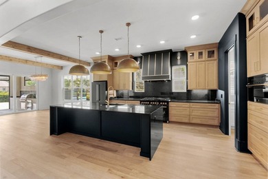 Custom luxury living in The Bluffs on the Waterway. This - photo 7