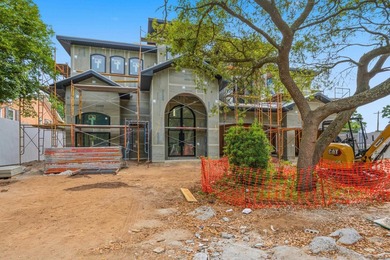 Welcome to your brand-new custom home, just a short stroll from - photo 1