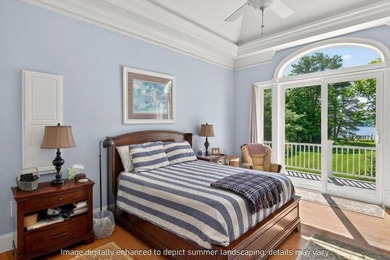 Perched above Shoestring Bay, this magnificent waterfront - photo 28