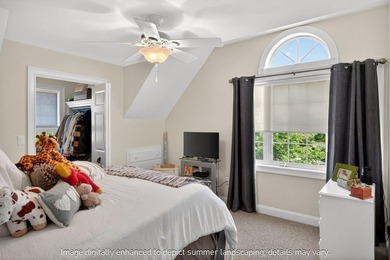 Perched above Shoestring Bay, this magnificent waterfront - photo 43
