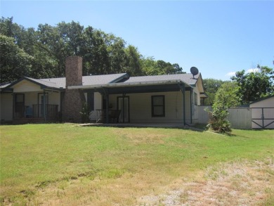 Lake Home For Sale in Pottsboro, Texas