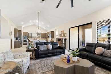 Welcome to your dream home in the highly sought-after Victory at - photo 9