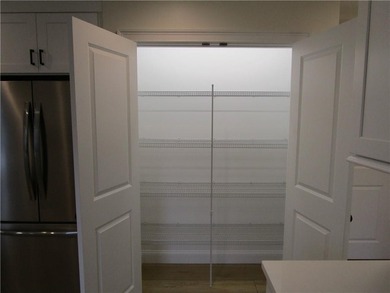 New construction in Mt. View. Single-level, 3 beds, 2 baths - photo 9