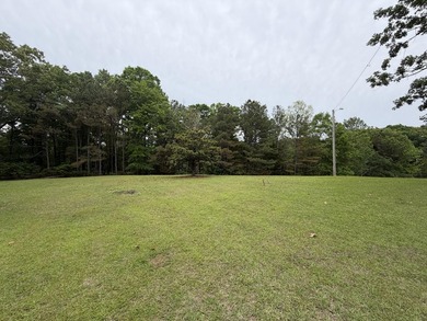 Tucked away in a peaceful country setting, this 3-bedroom - photo 21