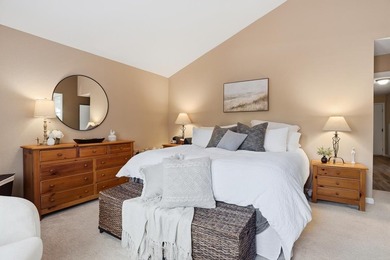 Breathtaking views of the gorgeous foothills await you at this - photo 26