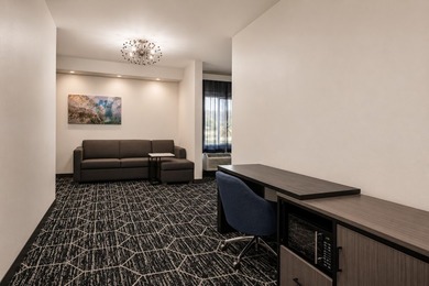 Rare opportunity to acquire a substantially advanced hotel - photo 26