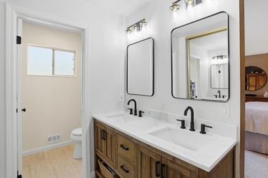 Breathtaking views of the gorgeous foothills await you at this - photo 28