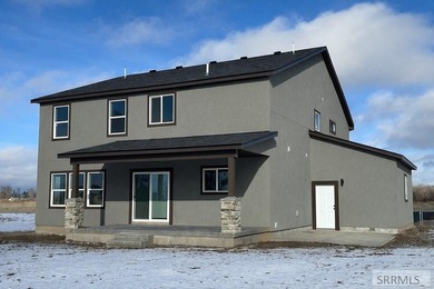 Welcome or luxury living in the Waterstone Subdivision! This 4 - photo 32