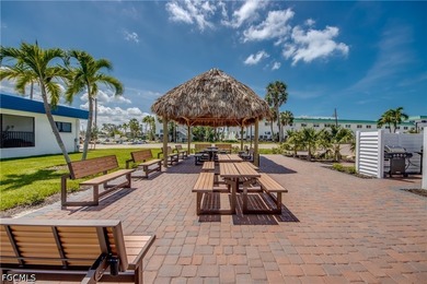 Escape to paradise in this stunning direct beachfront condo - photo 35