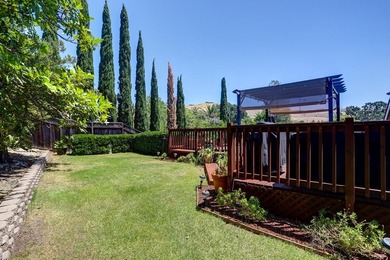 Breathtaking views of the gorgeous foothills await you at this - photo 35