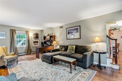 Beautifully Maintained Stony Brook Home in the Desirable P - photo 8