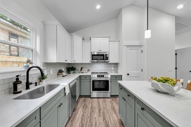 Northway Homes proudly presents this beautifully crafted new - photo 9