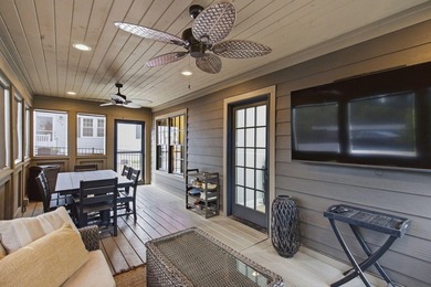The Lakefront Dream Home you've always wanted, complete with - photo 8