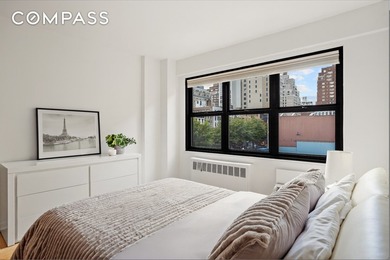 Bright & Spacious Studio at The Eastmore Condop Welcome to this - photo 3