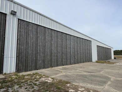 Protect your plane in this fantastic airplane hangar at Destin - photo 13