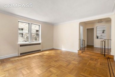 ***Spacious Art Deco Gem with Sunken Living Room Quiet - photo 4