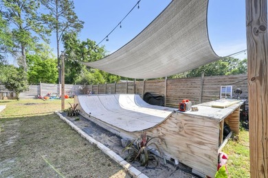 Move-in ready home in growing Freeport, close to the Black Creek - photo 27