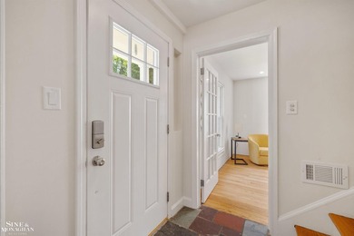 ***NEW PRICE! OPEN SATURDAY JULY 25, 1-3PM*** An open floor plan - photo 3
