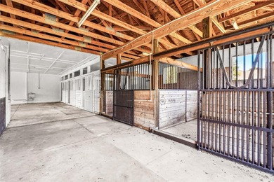 Rare opportunity to own 5.74 private acres in one of Sarasota's - photo 6