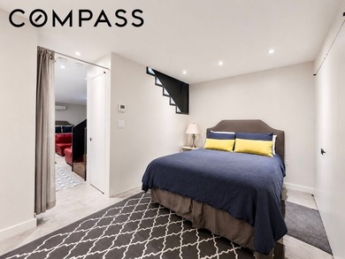 Are you looking for classic townhouse character combined with - photo 24