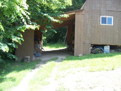 1.28-Ac. Lot, (Log Siding) House, 3-Bedrooms, 2 1/2 Bath, Living - photo 28