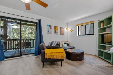 Location, Location, Location! This stylish second-floor - photo 8