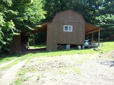 1.28-Ac. Lot, (Log Siding) House, 3-Bedrooms, 2 1/2 Bath, Living - photo 29