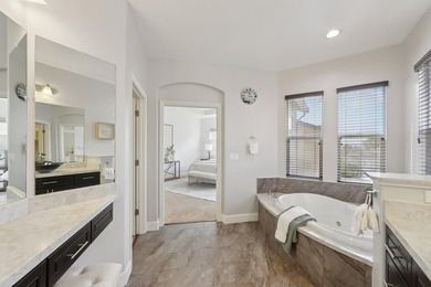 Experience luxury and versatility in this stunning Shapell-built - photo 29