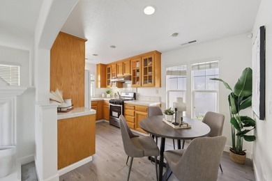 Experience luxury and versatility in this stunning Shapell-built - photo 43