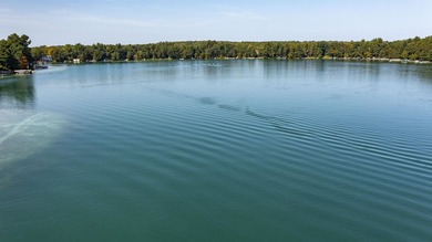 Dream location on the Waupaca Chain O' Lakes! Renovated Wingspan - photo 7