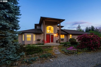 Perched at the end of a peaceful cul-de-sac in sought-after - photo 3