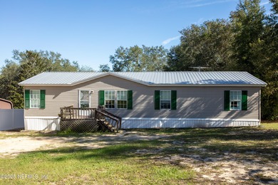 Lake Home For Sale in Keystone Heights, Florida
