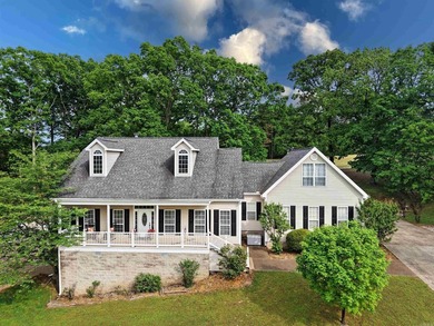 Stunning Golf Course Retreat in Prestigious Diamondhead - photo 2