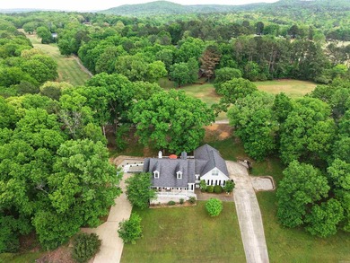 Stunning Golf Course Retreat in Prestigious Diamondhead - photo 3