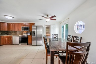 Welcome to 32 Beverly Street in Islip, a spacious Colonial - photo 4