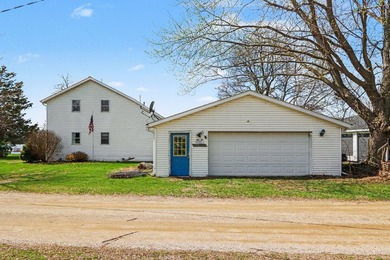 Nestled along the scenic St. Joseph River, this spacious - photo 2