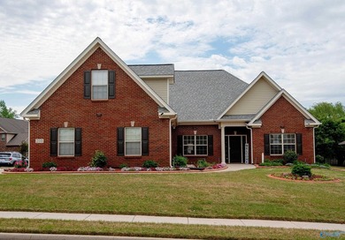 Tucked inside the highly desirable Laurenwood Preserve, this - photo 2
