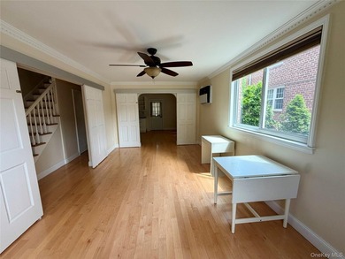 Prime North Flushing Location! This renovated and - photo 4