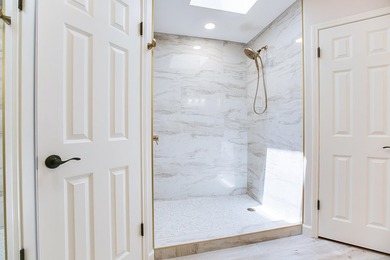 Welcome to this beautifully updated 3-bedroom, 2-bath home in - photo 22