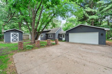 A fresh approach to one-level living! This zero-entry home sits - photo 4