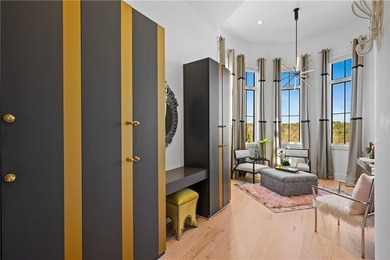Exquisitely appointed home located in Milton's most sought-after - photo 34