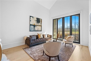 Exquisitely appointed home located in Milton's most sought-after - photo 43