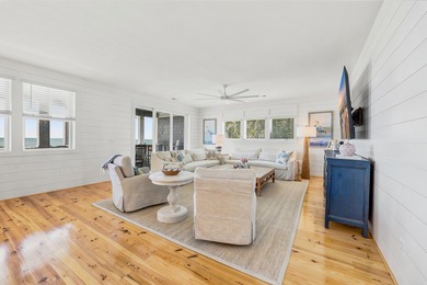 Welcome to luxury coastal living at its finest in The Peninsula - photo 5