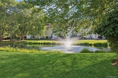Welcome to 42 Blueberry Common, a beautifully maintained - photo 8