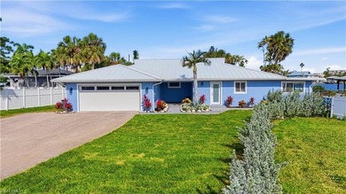 Completely reimagined waterfront residence in Laguna Shores - photo 3